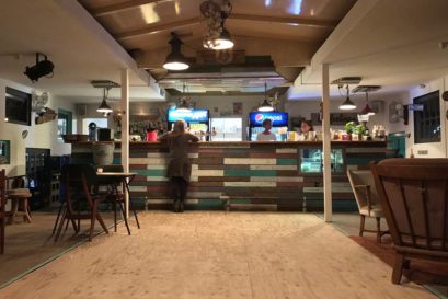 Bar (Stadsstrand de Kade)