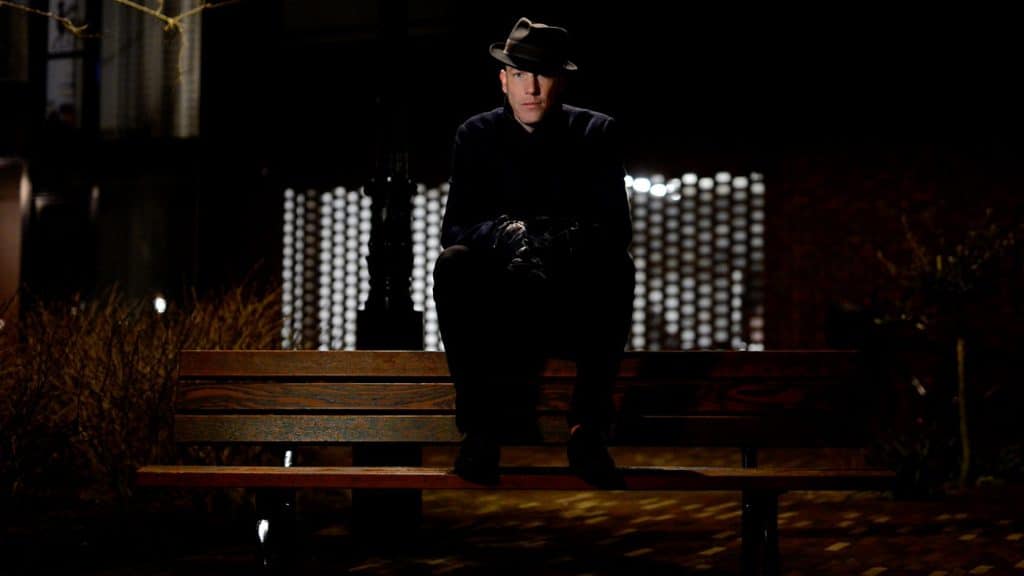 Gerhardt op bankje in Alkmaar