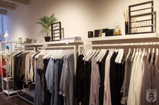 Blinc Boutique - Kledingrekken