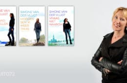 Simone van der Vlugt met boeken over Alkmaar