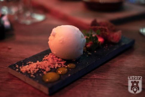 Kaasplankje bij Granada