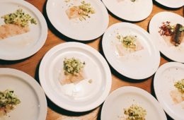 WijnSpijs Bergen 2018: borden bij Bourbon Room