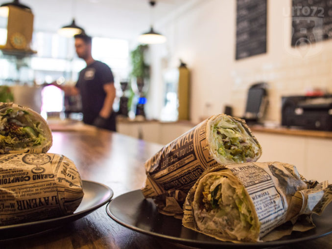 DAYA Alkmaar - falafel wraps