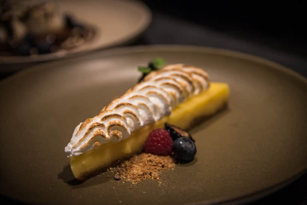 de-kamer-lemon-curd-pie