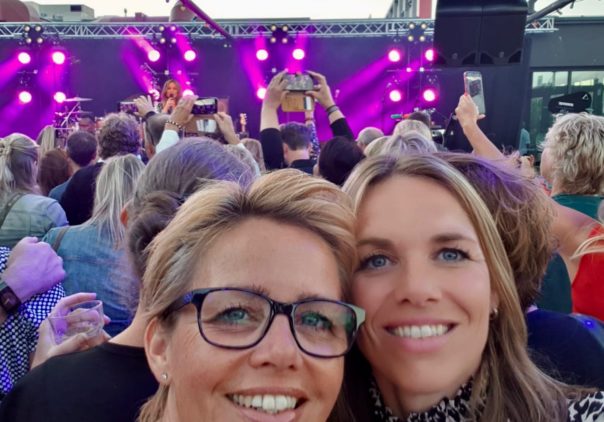 Rooftop- Show-Victorie-Alkmaar-Trijntje-Oosterhuis9 - UIT072