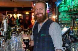 Dianto - Gunnery's Irish Pub (leukste bartender van Alkmaar)