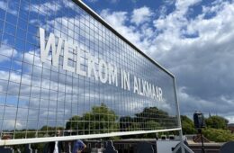 Welkom in Alkmaar op dak in Amersfoort