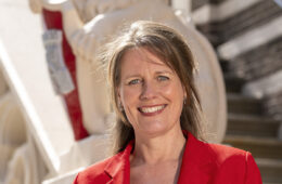 Burgemeester Anja Schouten