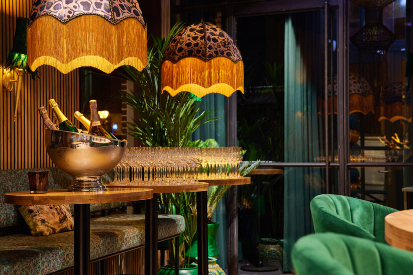 Mooij Alkmaar: bubbels op tafel