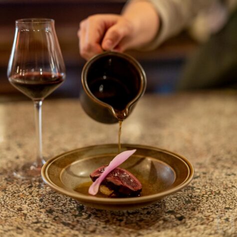 Dry-aged gans | rode zuurkool | magnolia