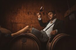 Wijn Met Wouter: Wouter op tonnen